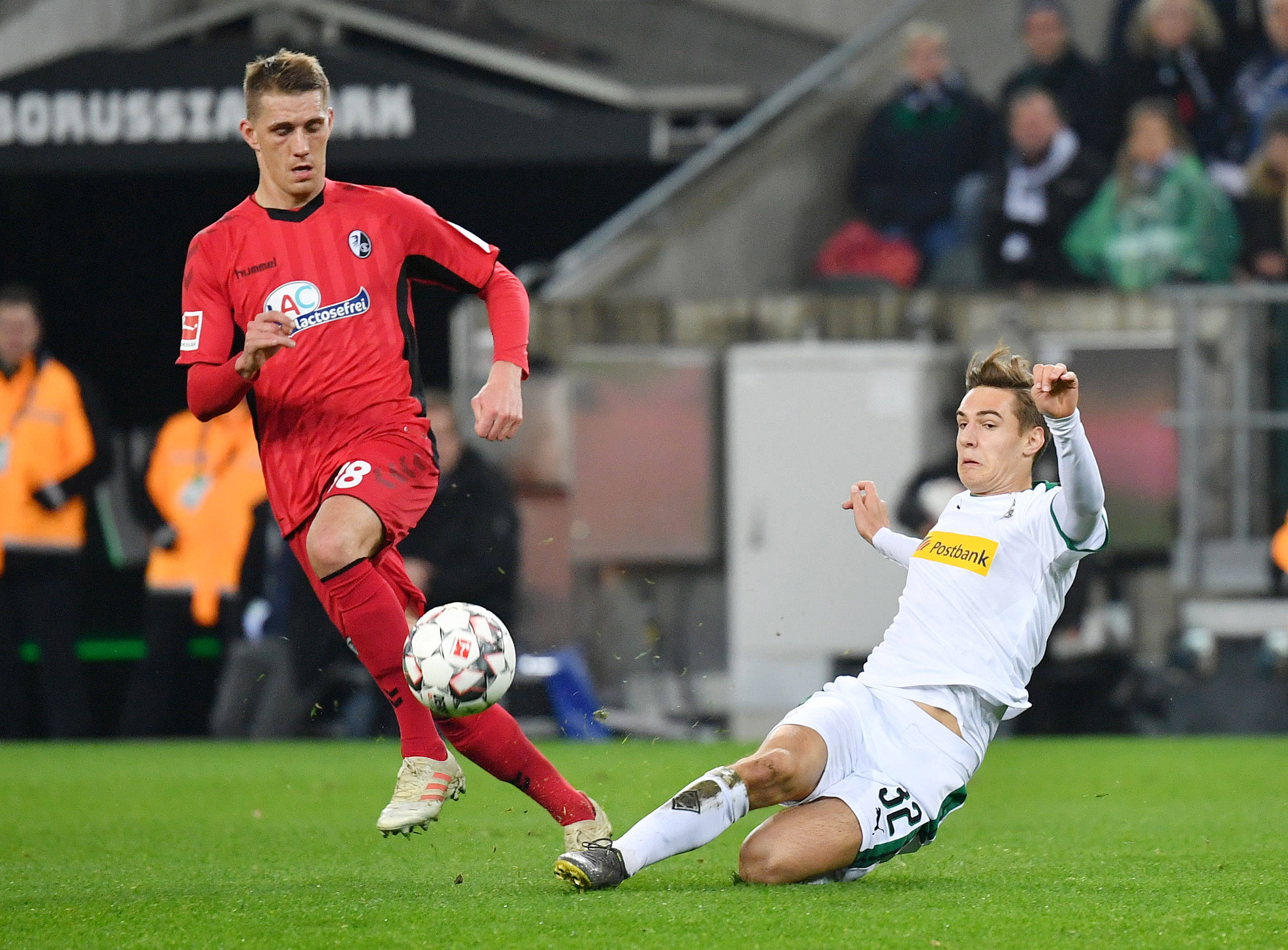 多特蒙德迎欧联关键赛；今晚刷新队史纪录；气氛紧张；高层口径保持一致的简单介绍